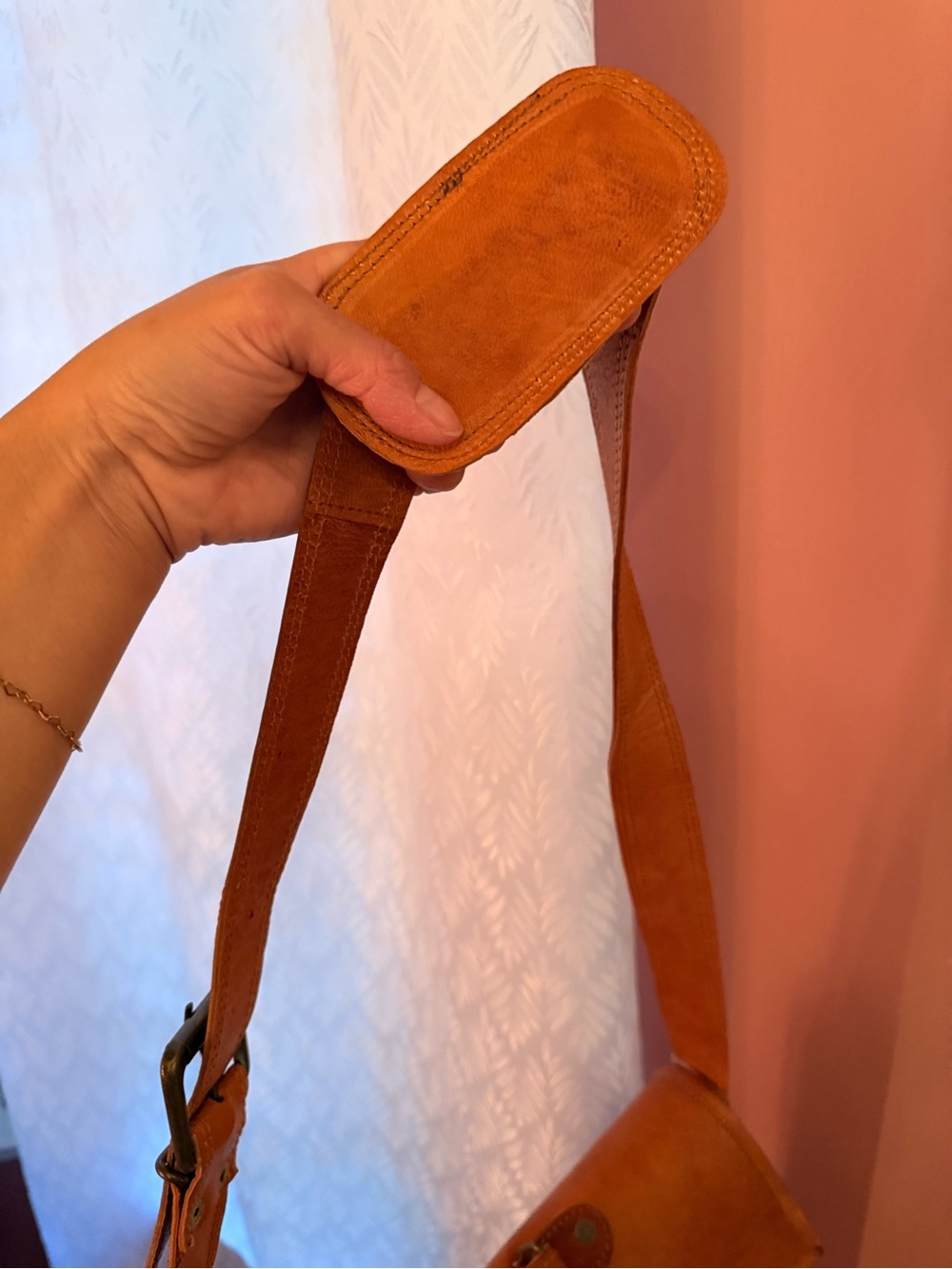 Vintage Leather Messenger Bag - Brown Shoulder Satchel - Picture 7 of 11